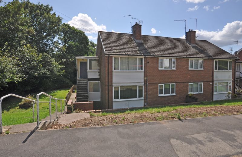 2 bed flat for saleGround Floor, Keene Avenue, Rogerstone NP10