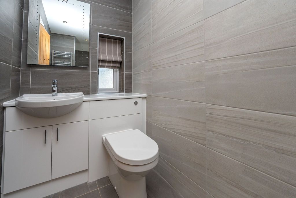 Additional image 30 of 3 bed semi-detached house for saleMoorfield Road, Alcester B49