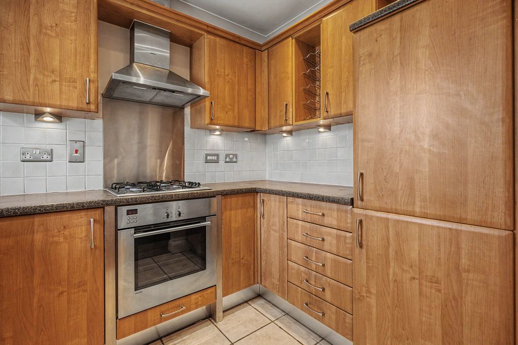 Additional image 2 of 2 bed flat for saleRiver View Terrace, Abingdon OX14