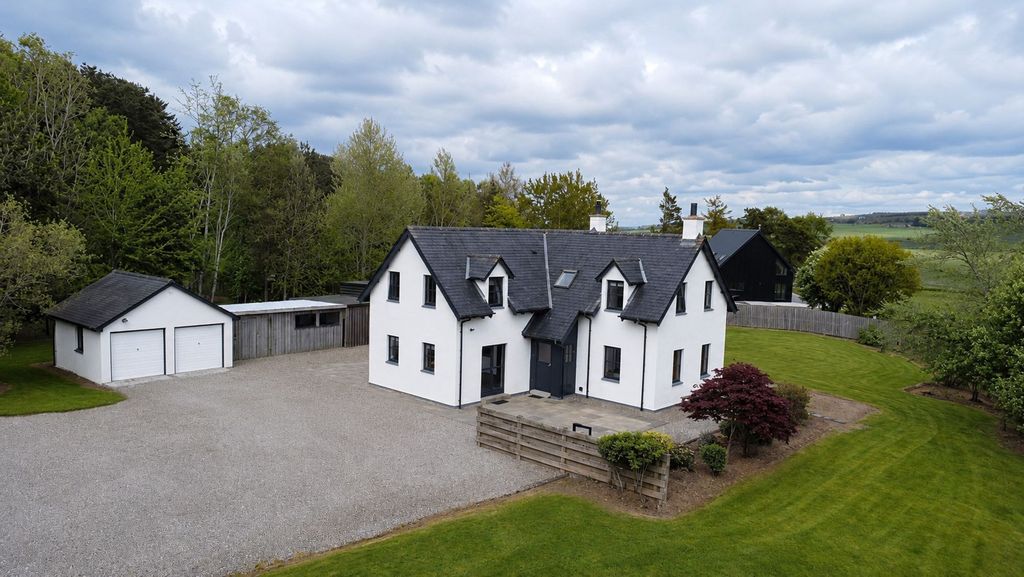 5 bed detached house for saleCulbokie, Bog Of Findon IV7