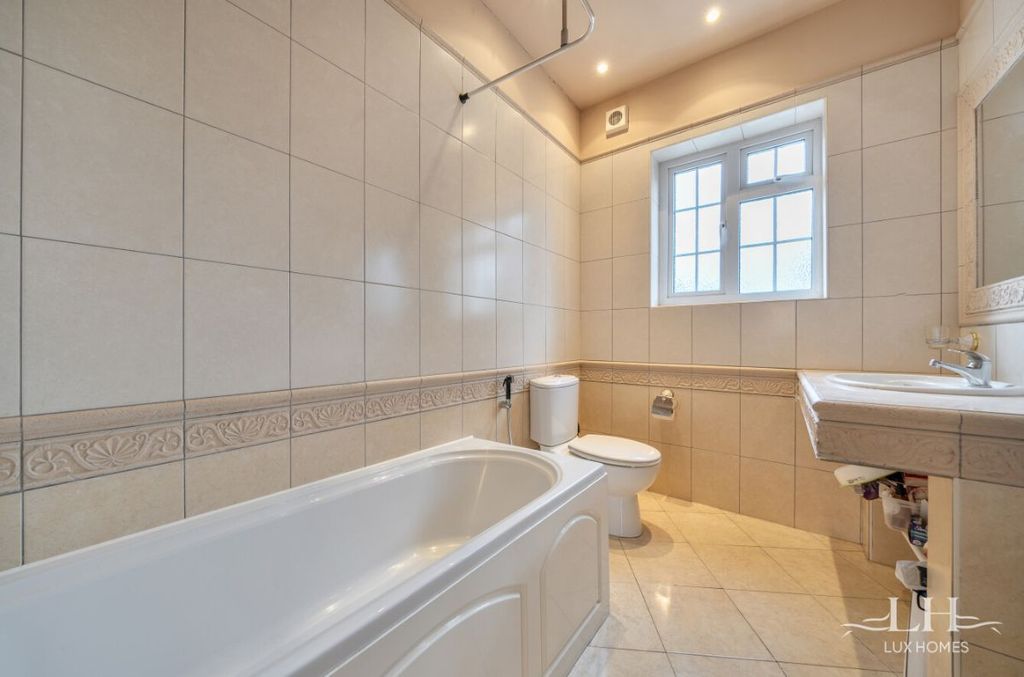 Additional image 23 of 4 bed detached house for saleNelmes Road, Emerson Park RM11