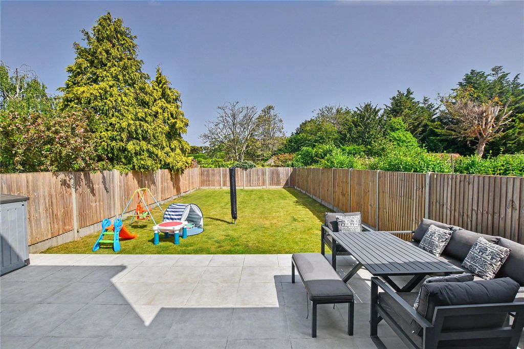 Additional image 22 of 4 bed semi-detached house for saleHaslemere Road, Bexleyheath DA7