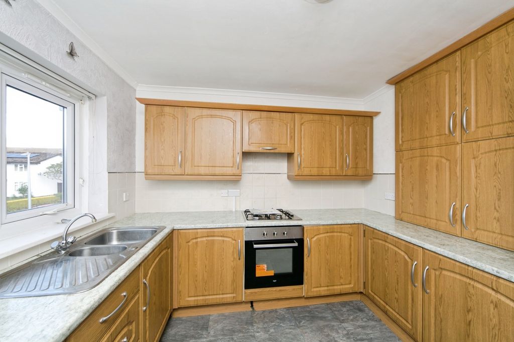Additional image 11 of 2 bed flat for saleFfordd Bugail, Colwyn Bay, Conwy LL29