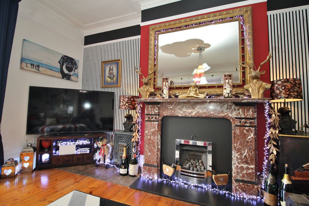 Additional image 17 of 4 bed semi-detached house for saleWraysbury House, Long Copse Lane, Emsworth PO10