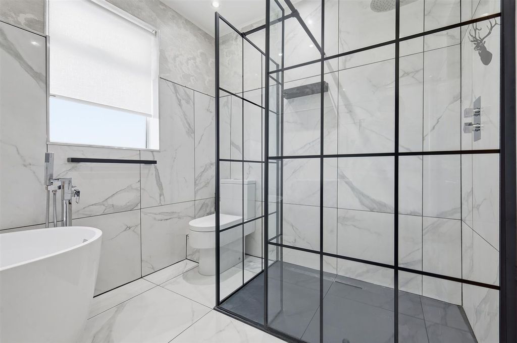 Additional image 23 of 5 bed detached house for saleWestbury Lane, Buckhurst Hill IG9