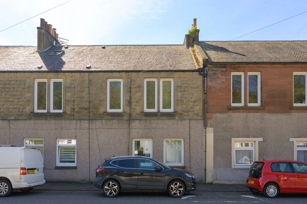 2 bed flat for sale186 Main Street, Newmills KY12