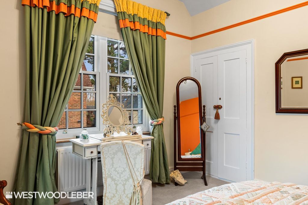 Additional image 27 of 4 bed detached house for saleStation Road, Broxbourne EN10
