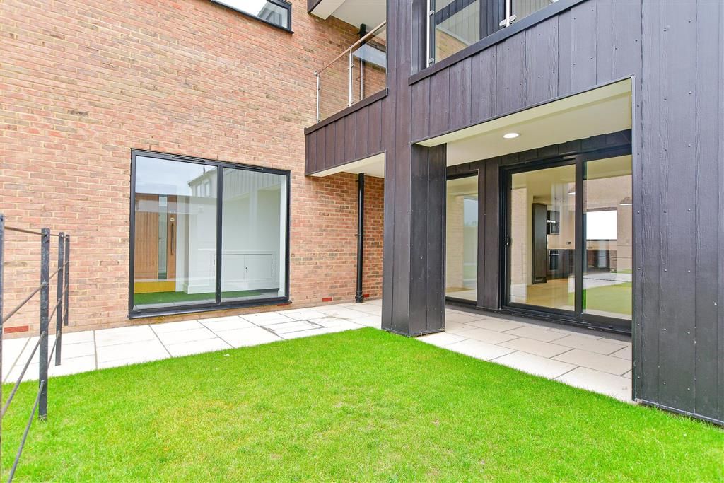 Additional image 12 of 2 bed flat for saleFitzroy Avenue, Broadstairs, Kent CT10