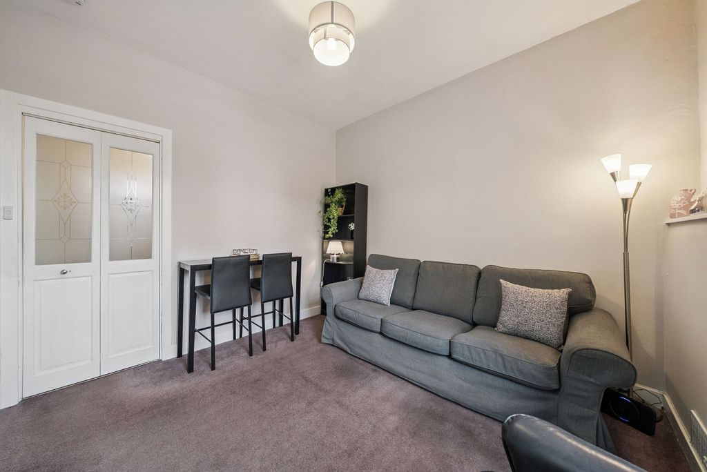 Additional image 3 of 2 bed flat for saleJames Street, Helensburgh G84