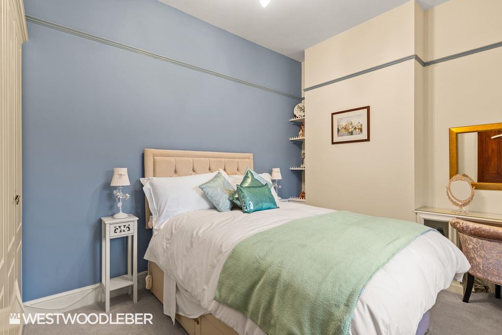 Additional image 23 of 4 bed detached house for saleStation Road, Broxbourne EN10