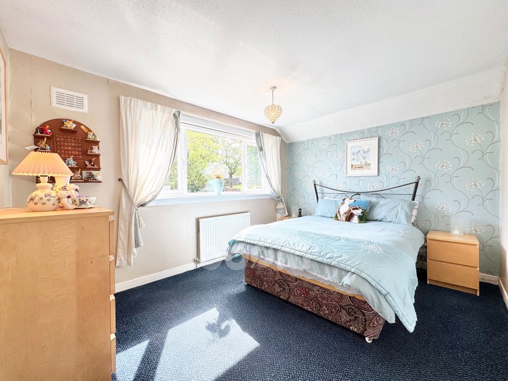 Additional image 7 of 4 bed detached house for saleCrummock Gardens, Beith KA15