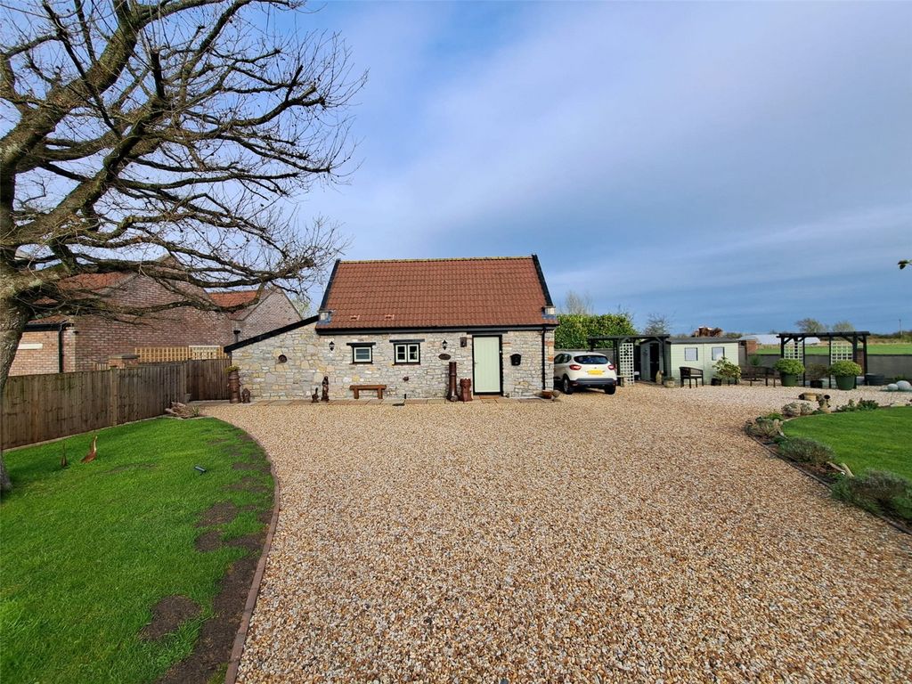 1 bed detached house for saleKingsway, Tarnock, Axbridge, Somerset BS26