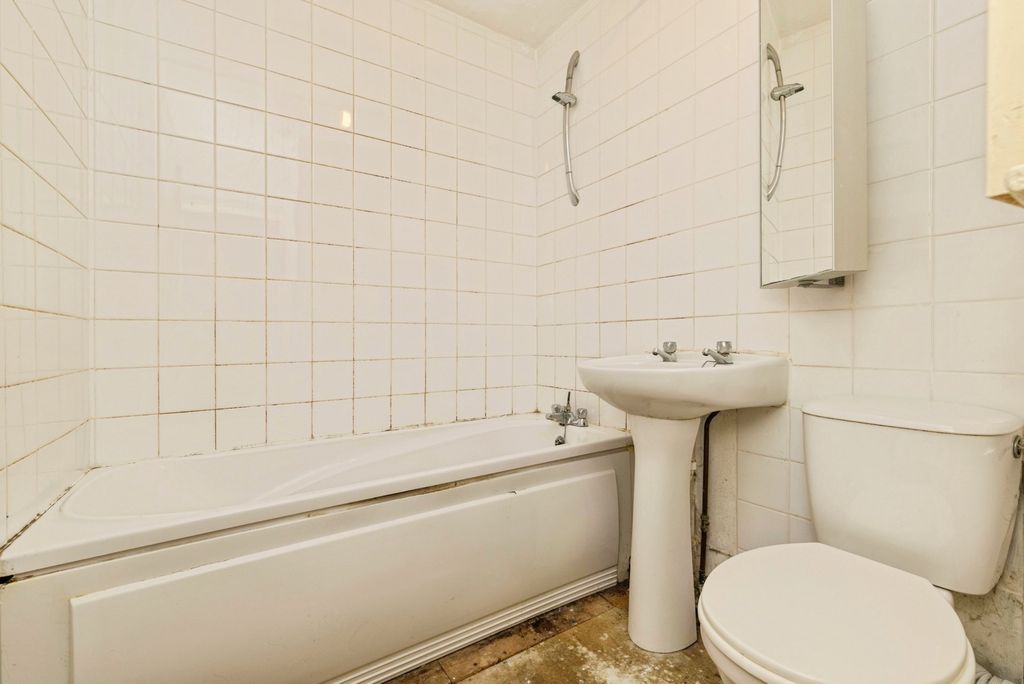 Additional image 8 of 1 bed flat for saleHundens Lane, Darlington, Durham DL1