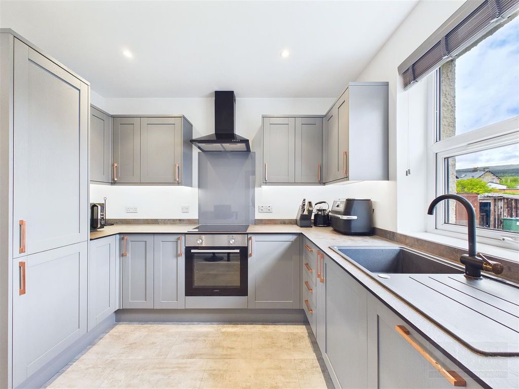 Additional image 2 of 3 bed terraced house for sale4 Cairngorm Avenue, Aviemore PH22