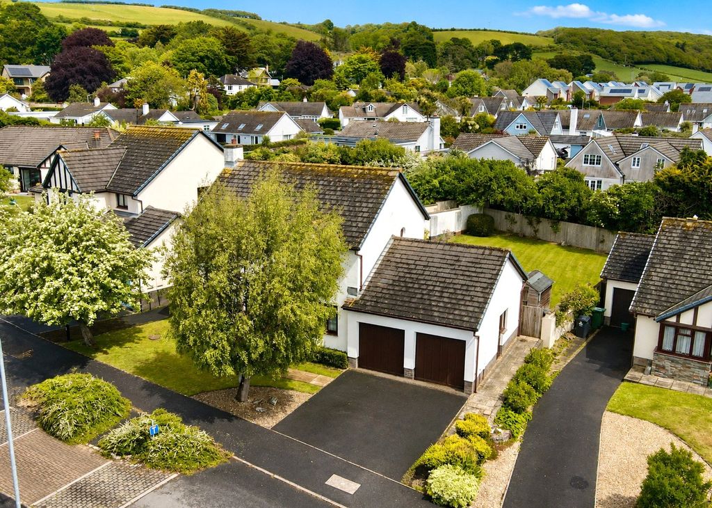 4 bed detached house for saleMoor Lea, Braunton, Devon EX33