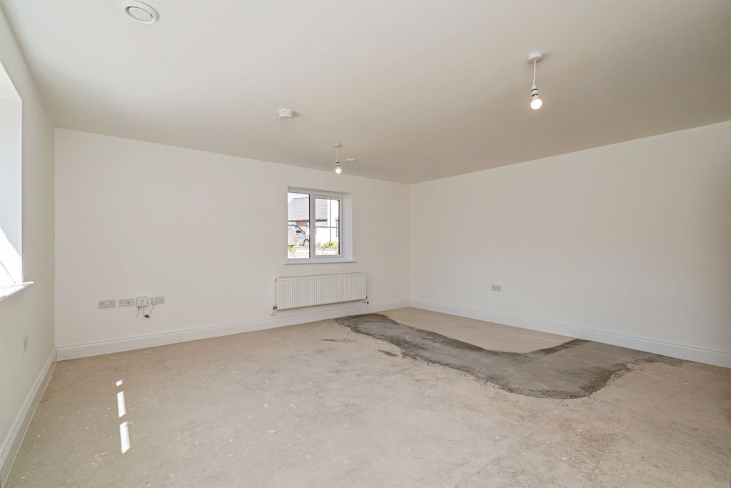 Additional image 16 of 2 bed detached bungalow for saleJubilee Way, Holton, Halesworth IP19