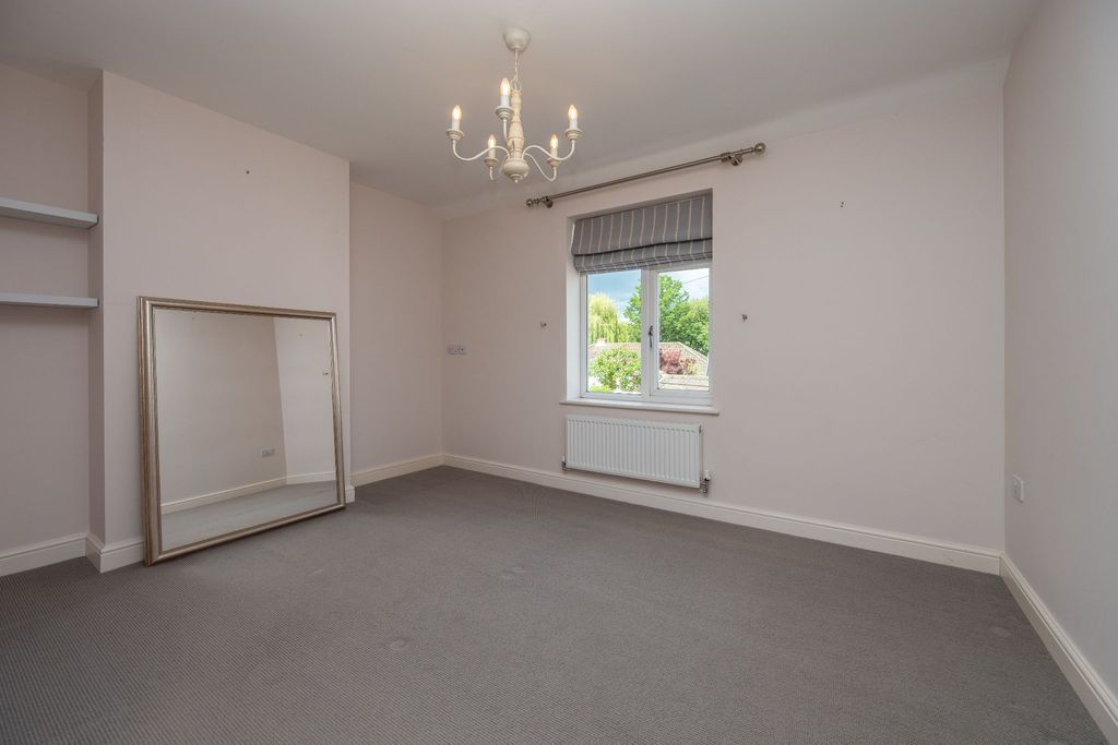 Additional image 21 of 3 bed semi-detached house for saleMoorfield Road, Alcester B49