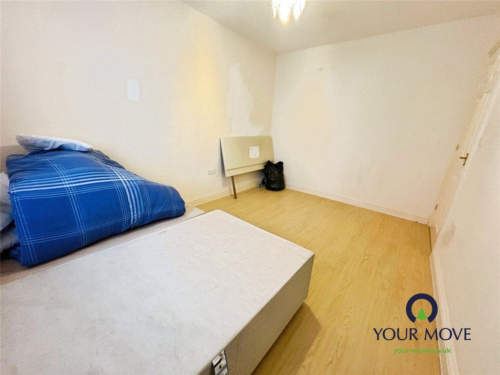 2 bed flat for saleSleaths Yard, Bedworth, Warwickshire CV12 photo 5