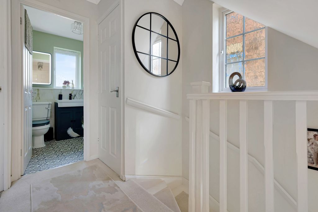 Additional image 8 of 3 bed end terrace house for saleArmath Place, Langdon Hills, Essex SS16