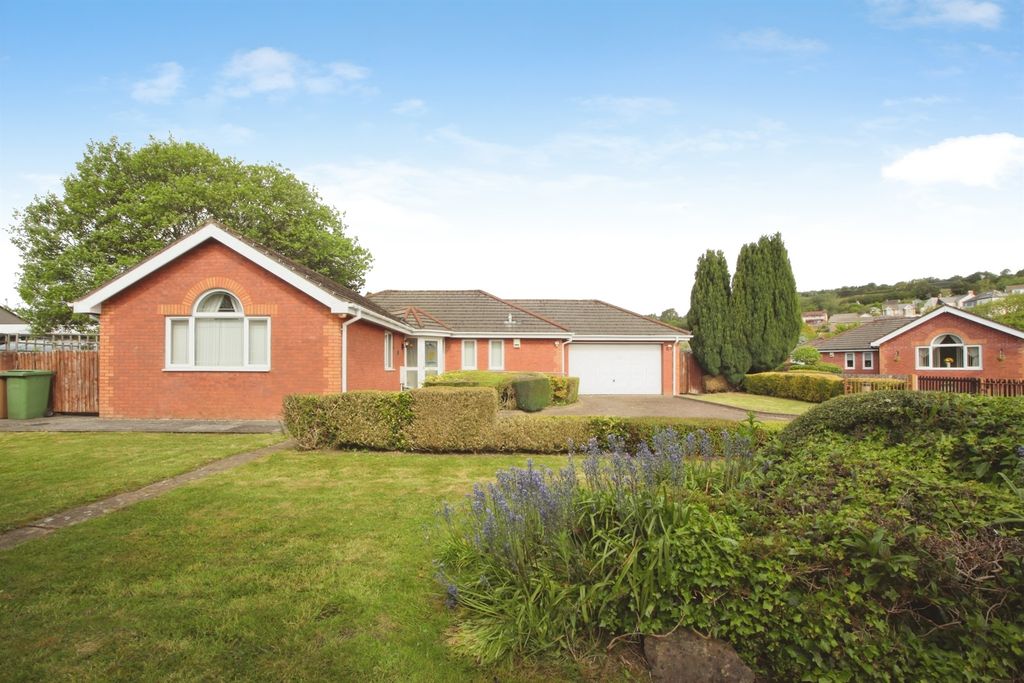 Additional image 2 of 3 bed detached bungalow for saleBirchwood Gardens, Bedwas, Caerphilly CF83