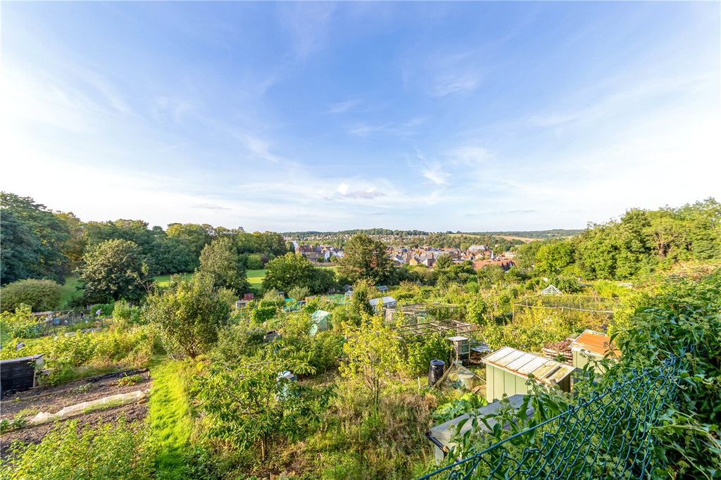 Additional image 14 of 2 bed flat for saleChesham Road, Berkhamsted HP4