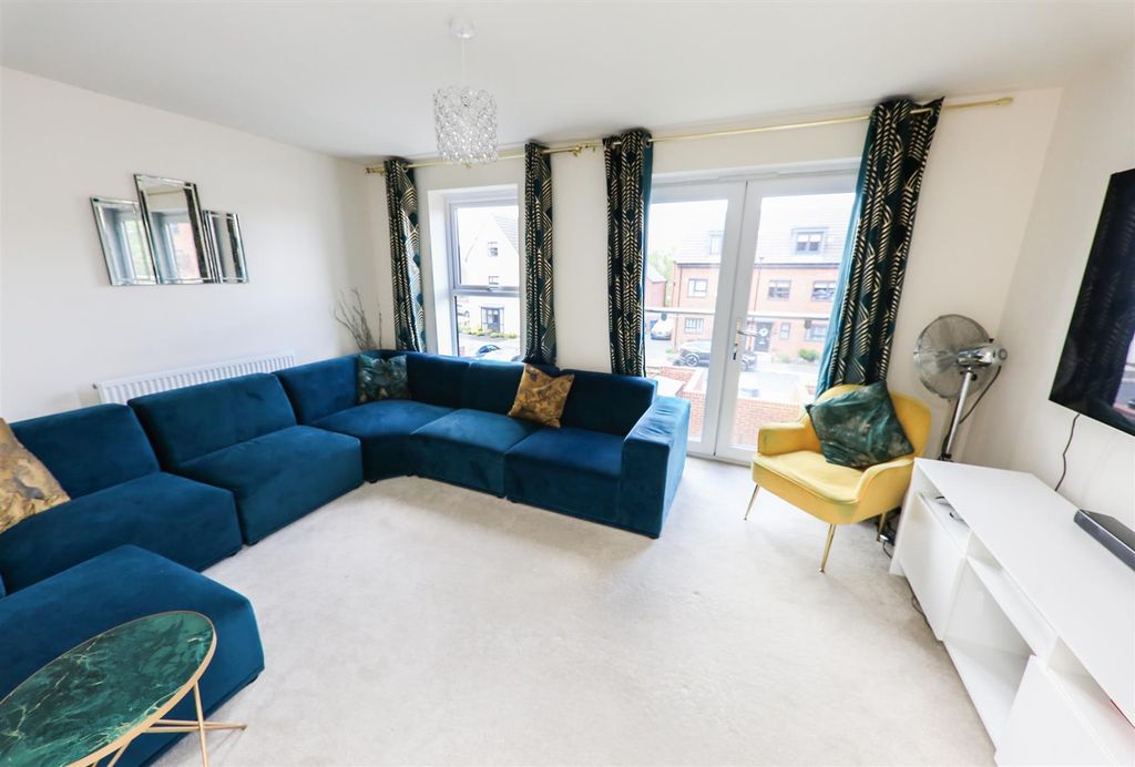 Additional image 10 of 4 bed town house for saleLakeside Boulevard, Lakeside, Doncaster DN4