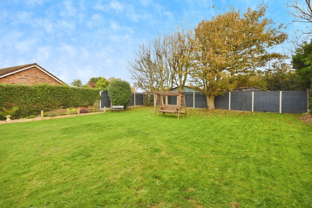 Additional image 31 of 4 bed detached bungalow for saleKingsgate Avenue, Broadstairs, Kent CT10