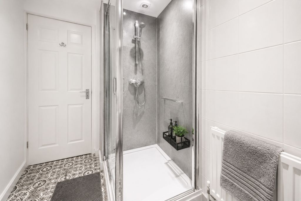 Additional image 11 of 5 bed terraced house for saleMackintosh Place, Roath CF24