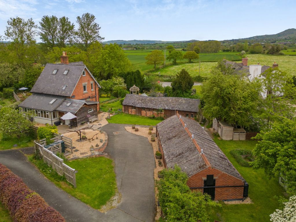 3 bed detached house for saleChurchstoke, Montgomery, Powys SY15