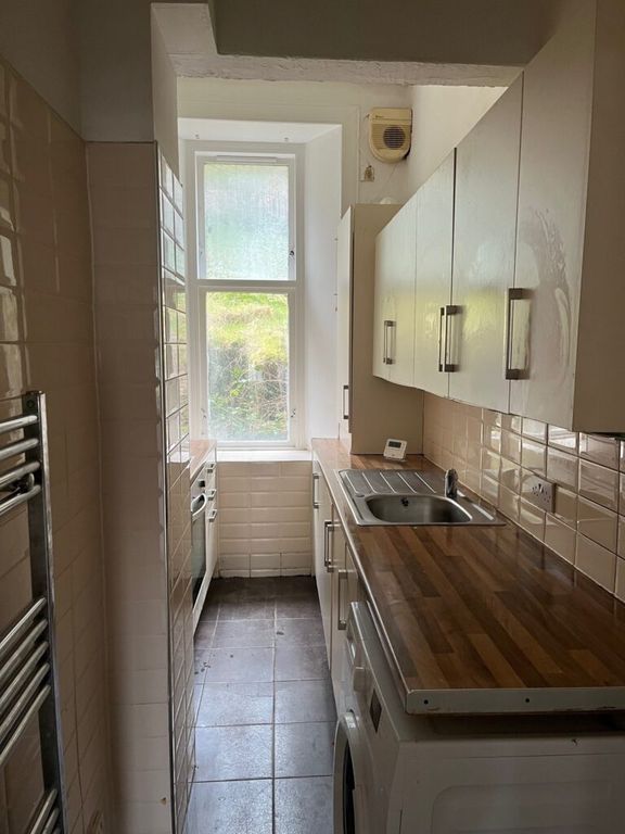 Additional image 3 of 2 bed flat for sale18A Robert Street, Port Glasgow PA14