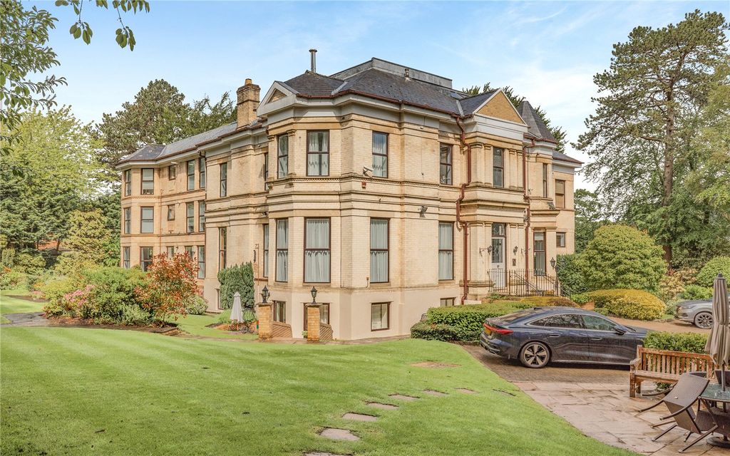 Additional image 21 of 3 bed flat for saleSuffolk Road, Altrincham, Cheshire WA14
