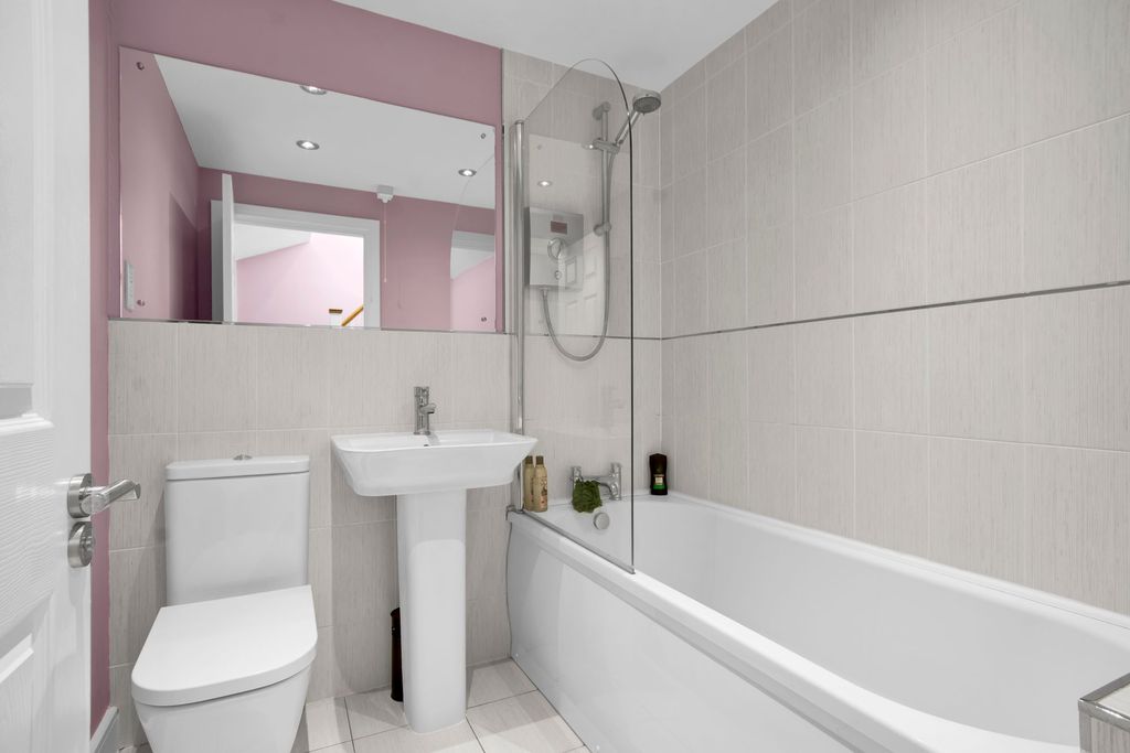 Additional image 22 of 5 bed detached house for saleSpitfire Road, Castle Donington DE74