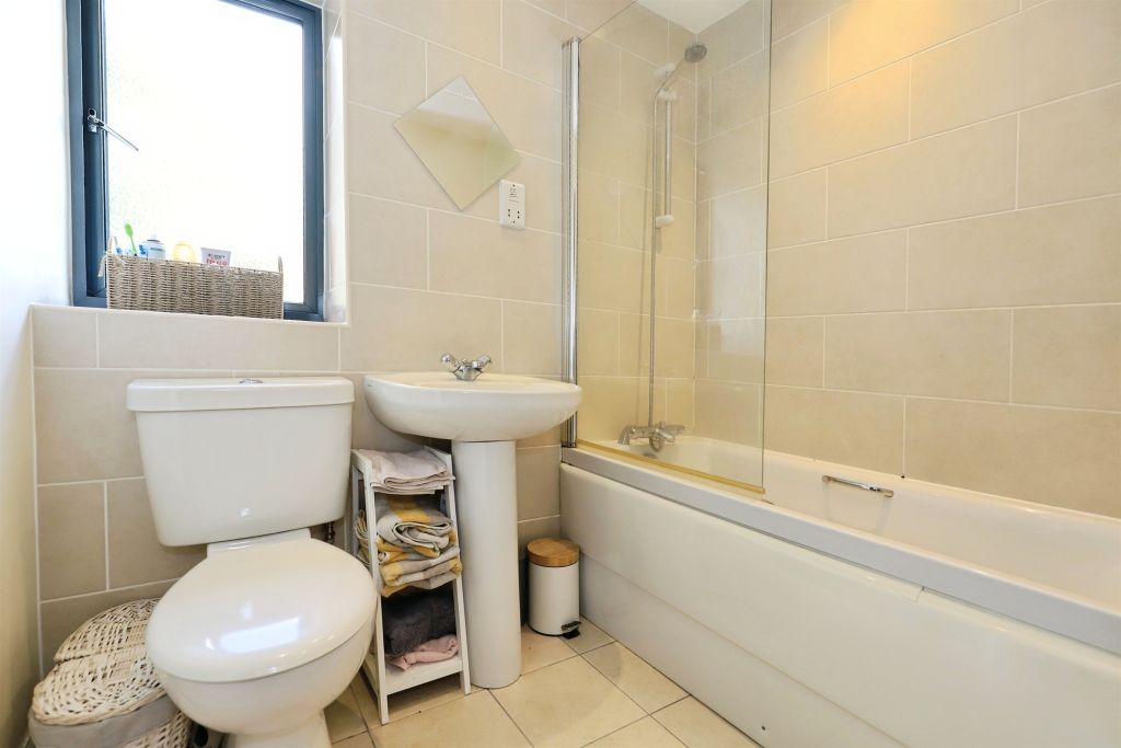 Additional image 10 of 2 bed flat for saleCastle Road, Kidderminster DY11