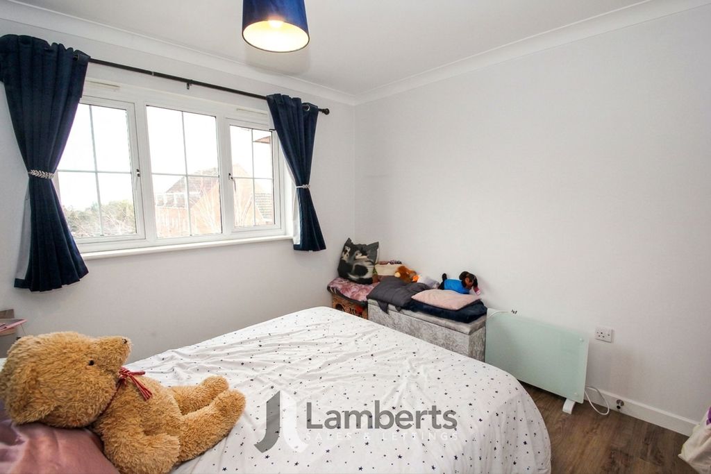Additional image 10 of 2 bed flat for saleYeomans Close, Astwood Bank B96