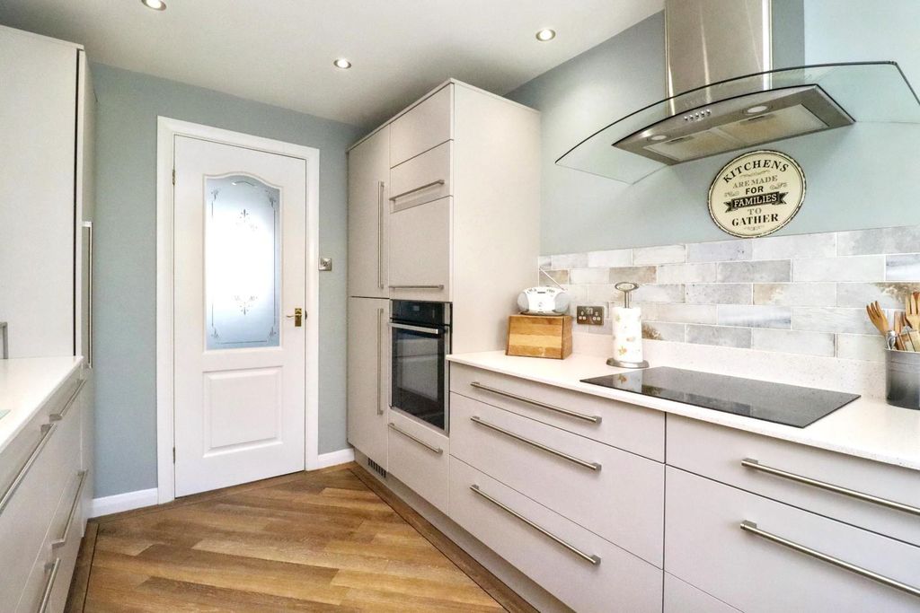 2 bed detached bungalow for saleWolviston Mill Lane, Wolviston Court, Billingham TS22 photo 5