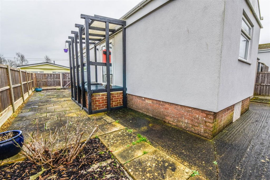 Additional image 13 of 1 bed mobile/park home for saleBerkeley Vale Park, Berkeley GL13