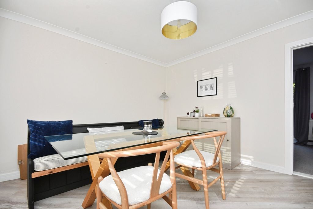 Additional image 11 of 4 bed detached bungalow for saleRosemary Avenue, Broadstairs, Kent CT10