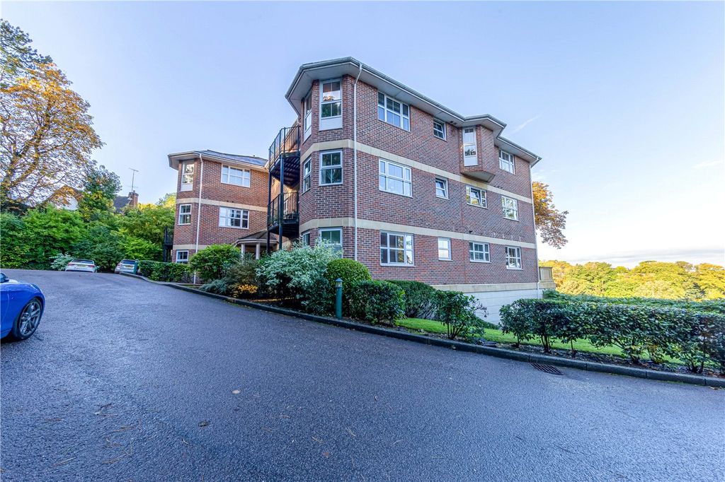 Additional image 11 of 2 bed flat for saleChesham Road, Berkhamsted HP4