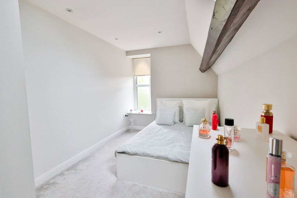 Additional image 11 of 2 bed flat for saleThe Gables, Albert Road, Colne BB8