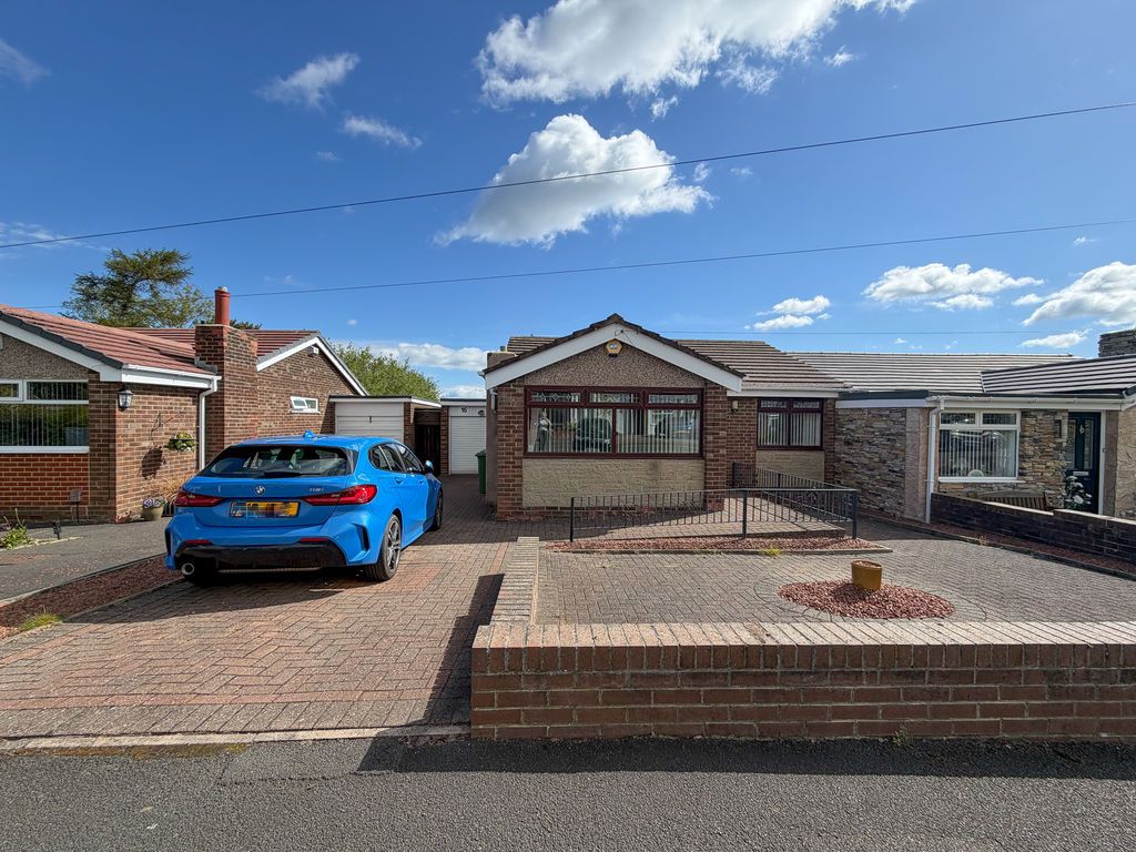 2 bed semi-detached bungalow for saleBrinkburn Close, Hanover Estate NE21