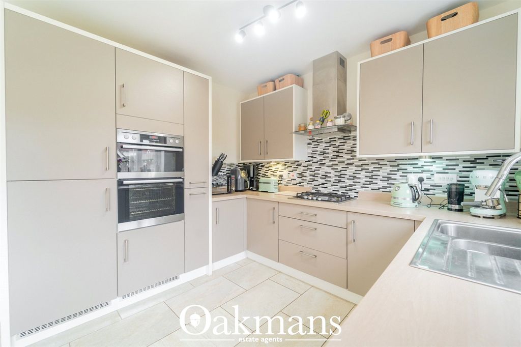 Additional image 5 of 4 bed detached house for saleRutherford Road, Bromsgrove, Worcestershire B60