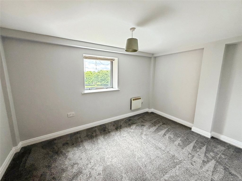 Additional image 11 of 3 bed flat for saleKentmere Drive, Lakeside, Doncaster, South Yorkshire DN4