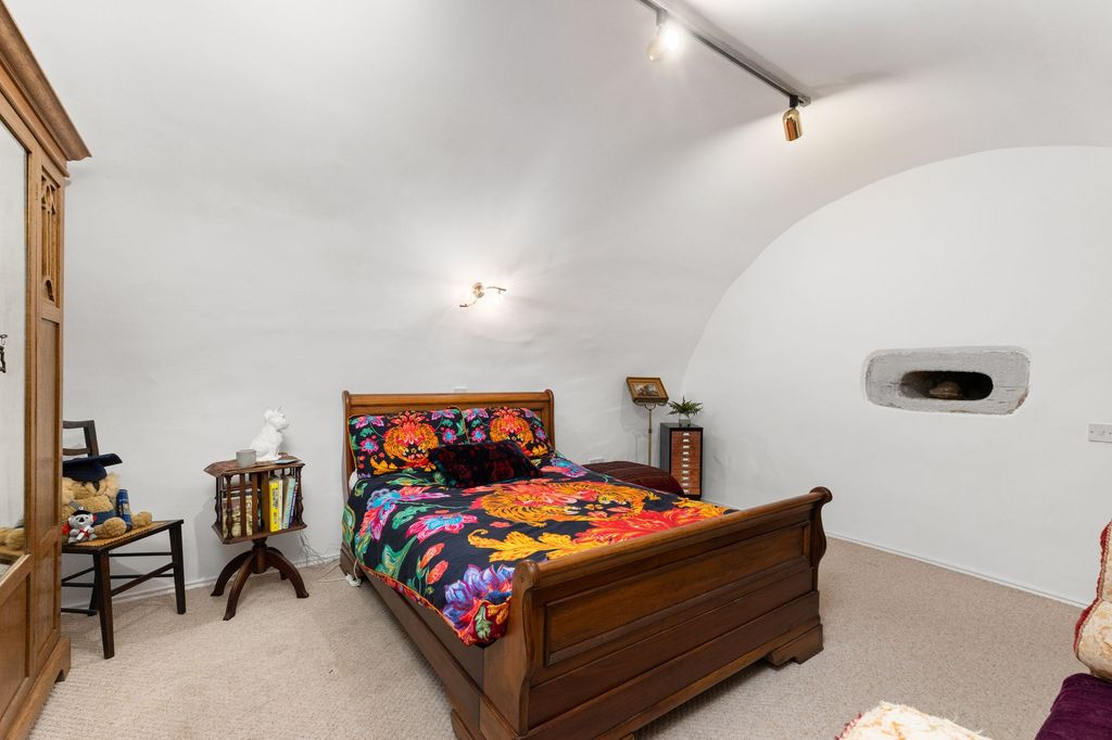 Additional image 17 of 2 bed flat for saleBridge Castle House, Westfield EH48