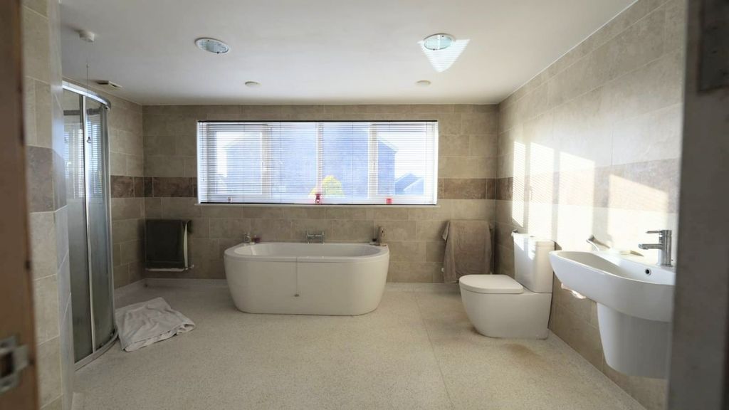 Additional image 15 of 4 bed terraced house for salePemberton Street, Llanelli SA15