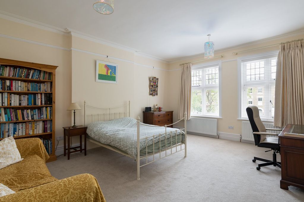 Additional image 22 of 7 bed detached house for saleKimbolton Road, Bedford MK40