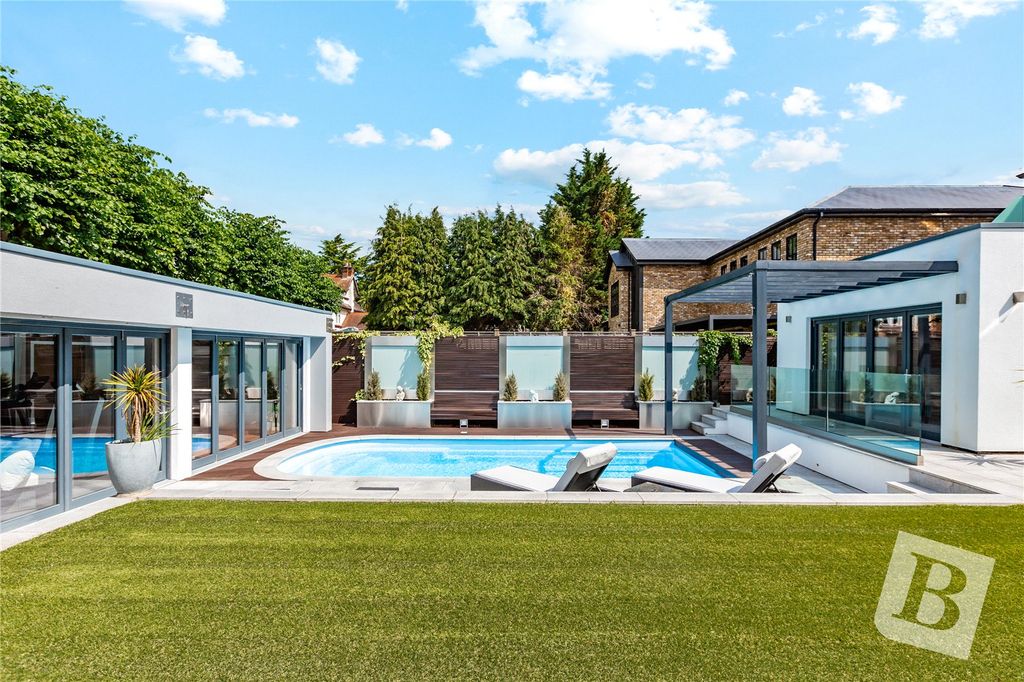 Additional image 55 of 5 bed detached house for saleNelmes Road, Emerson Park RM11