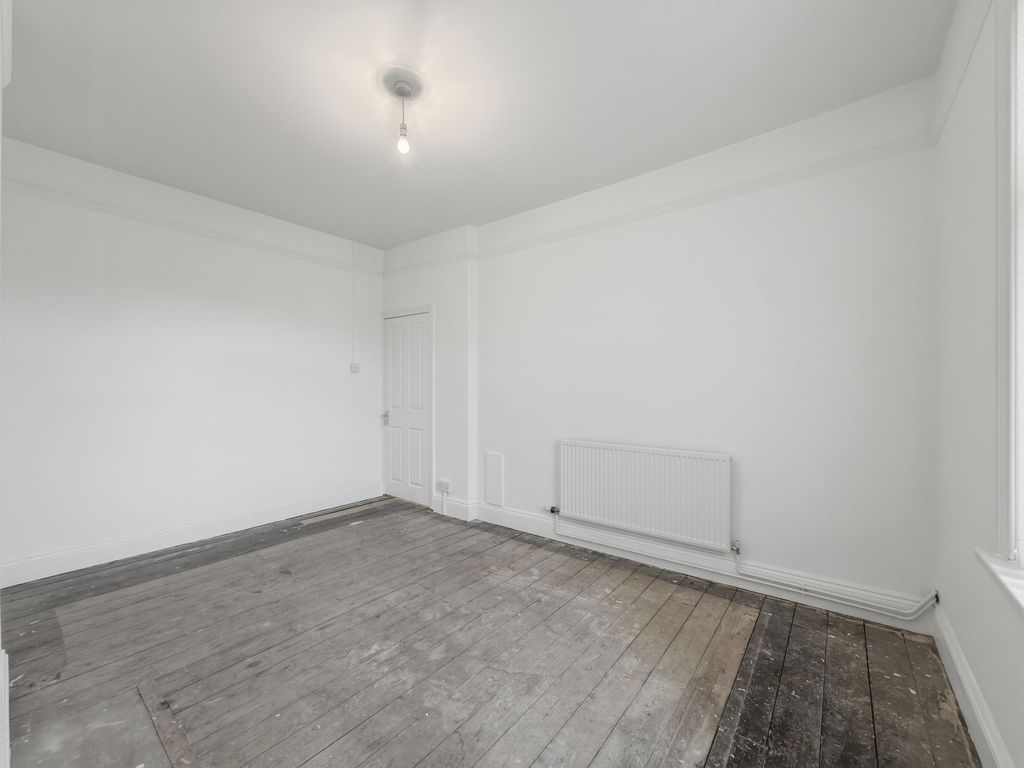 Additional image 7 of 2 bed flat for saleRichmond Road, Newport NP19