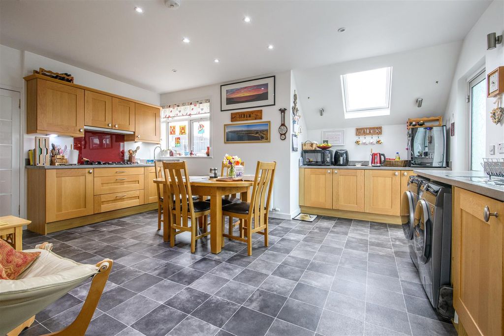 Additional image 10 of 3 bed semi-detached house for sale5 Knockglass Road, Dunbeath KW6