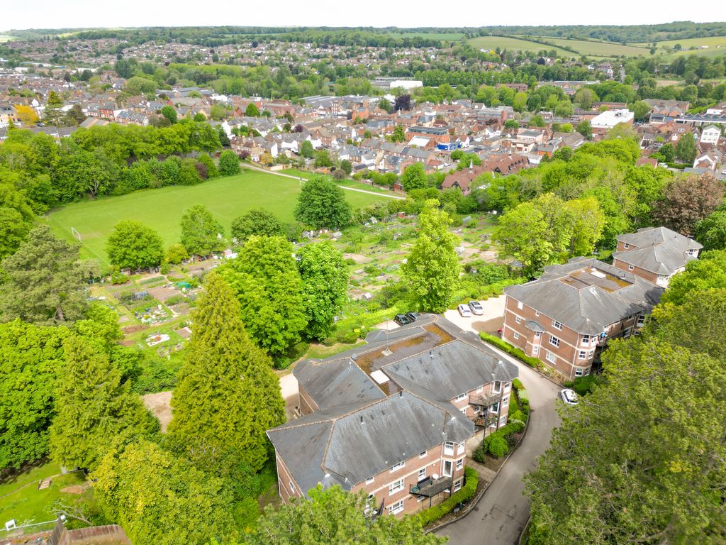 Additional image 20 of 2 bed flat for saleFrost House, Chesham Road, Berkhamsted HP4