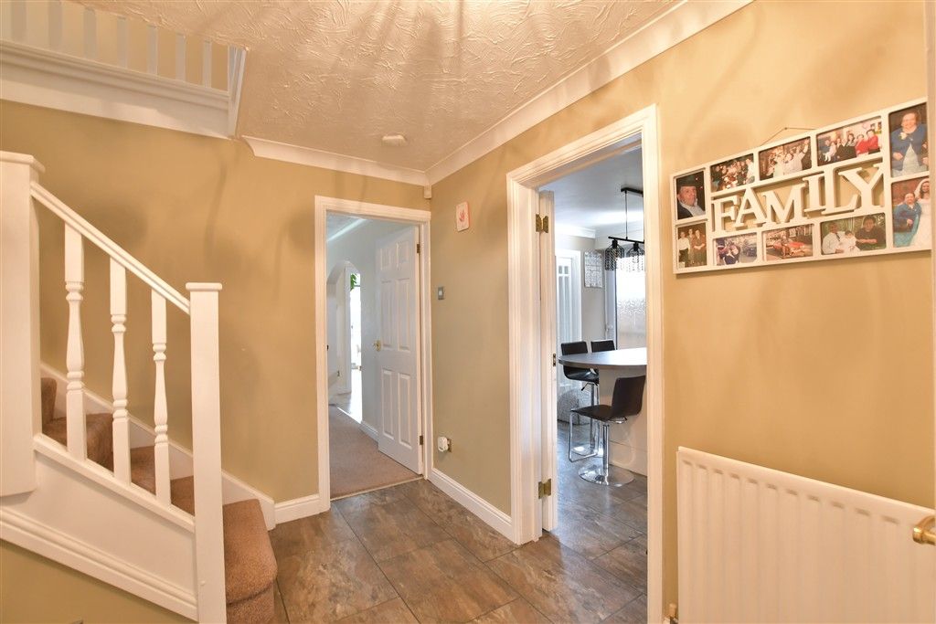 Additional image 5 of 4 bed detached house for saleHornbeam Way, Laindon, Basildon, Essex SS15